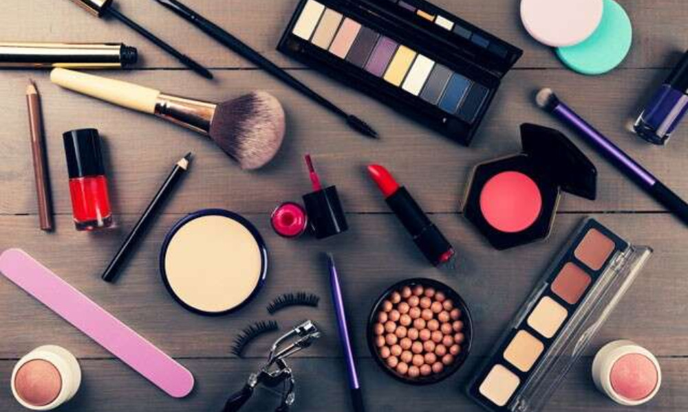 Tips To Buy Makeup Wisely